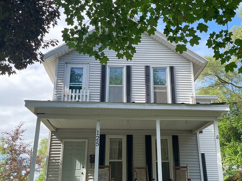 1st image of 125 Carrier St NE #2