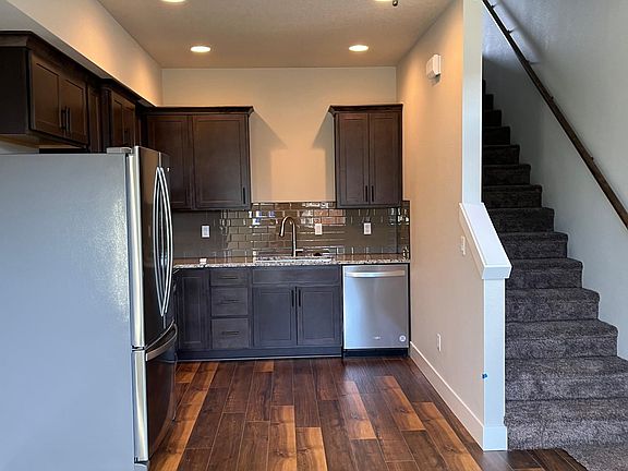 5th image of 2940 NW 16th St #B