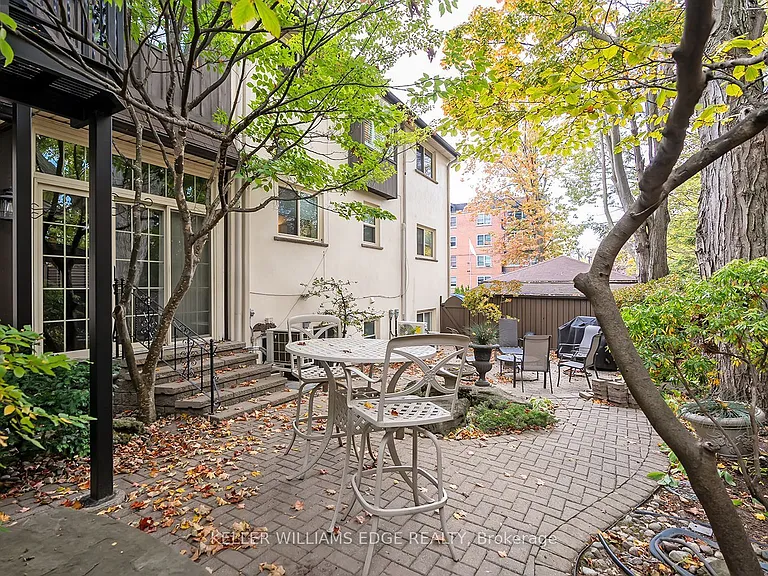 432 Burlington Ave #5 — Photo 33