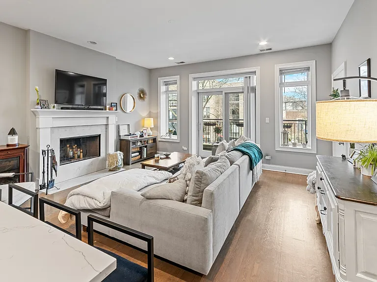 1513 W Diversey Pkwy #1517-2W — Photo 5