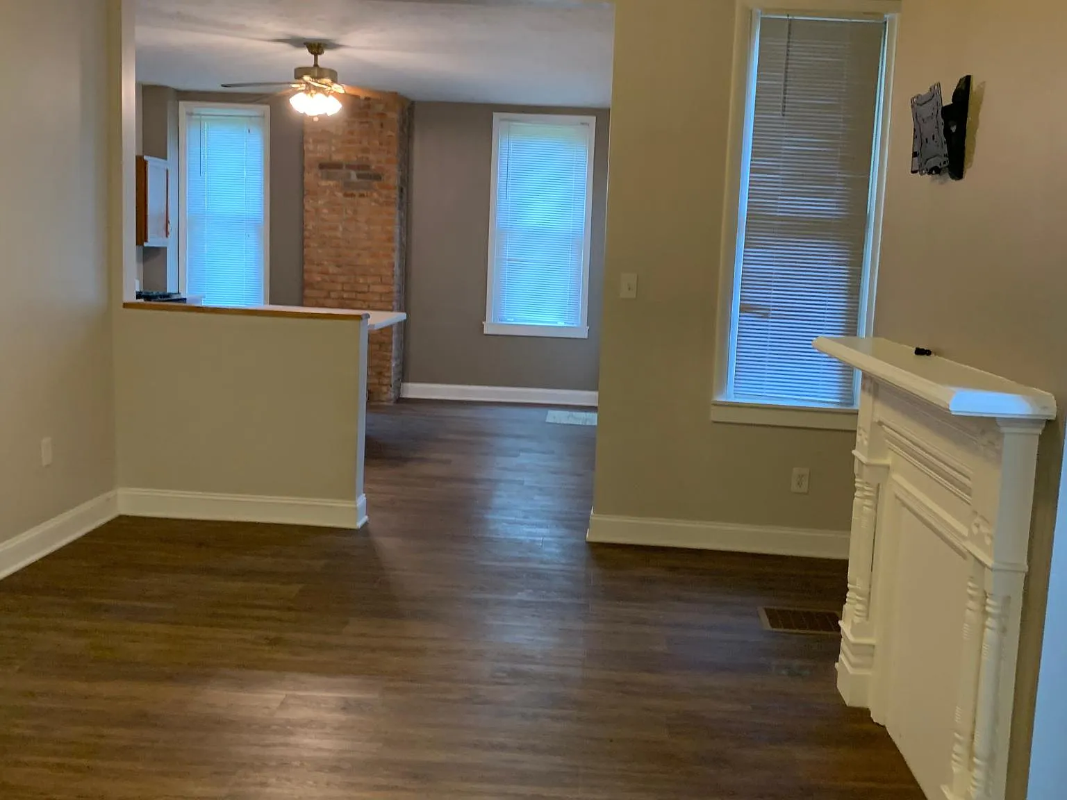 4413 Stanton Ave — Photo 2