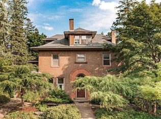 2216 E Superior St, Duluth, MN 55812