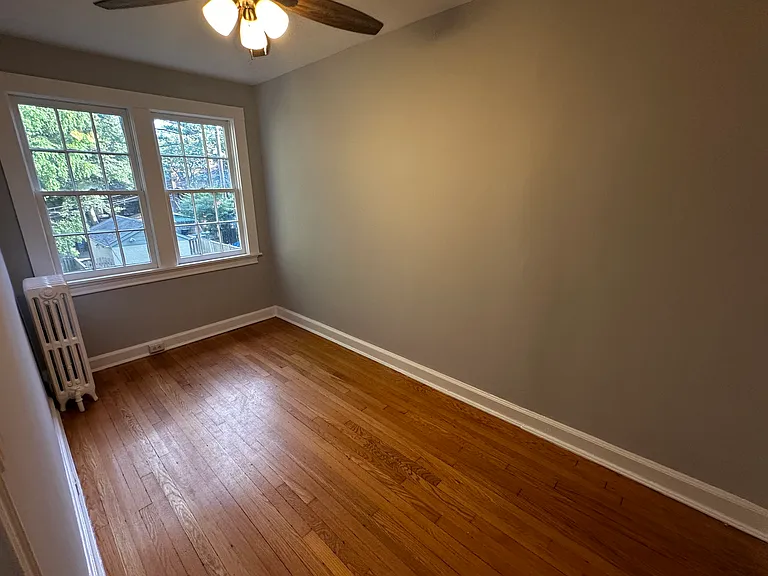 4414 Reservoir Rd NW — Photo 31