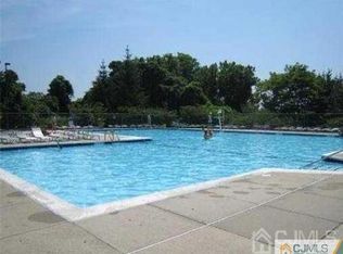 26 Dorchester Dr, East Brunswick, NJ 08816