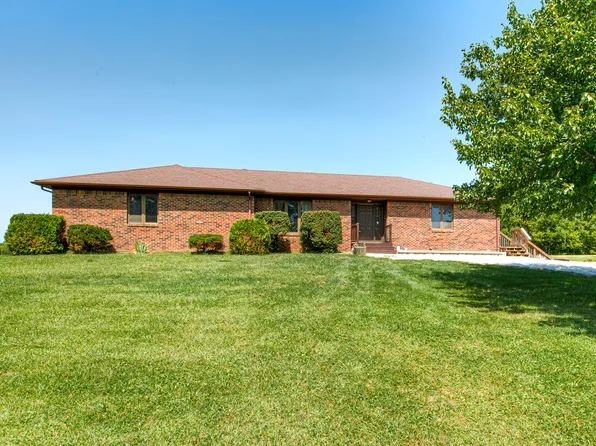 8850 Big Bend Rd, Martinsville, IN 46151