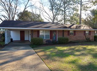 107 Myrick St, Headland, AL 36345