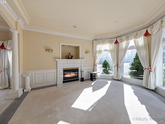 5th image of 17549 SW Kemmer View Ct