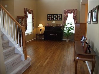 4th image of 392 Cypress Way