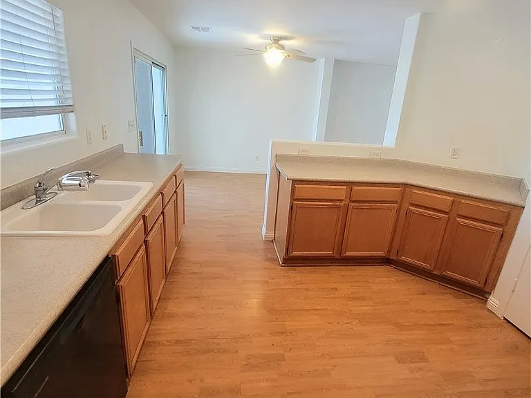 3962 Silver Strike Ct — Photo 8