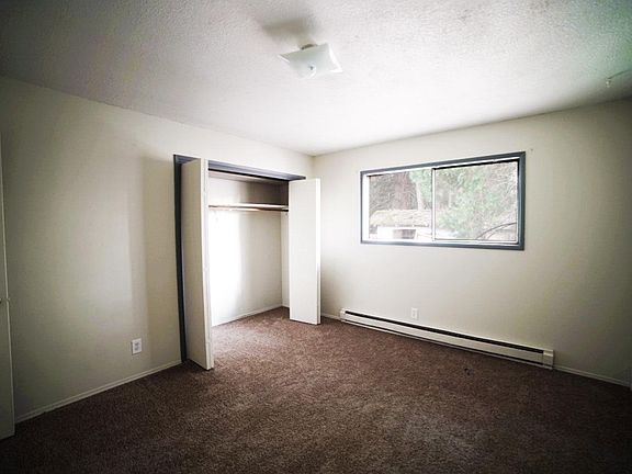 5th image of 1154 NE Turner Dr