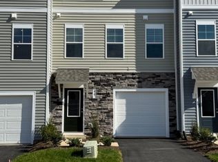 62 Saxon St, Charlottesville, VA 22902