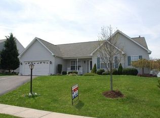 2586 Willow Brook Ln, Pottstown, PA 19464