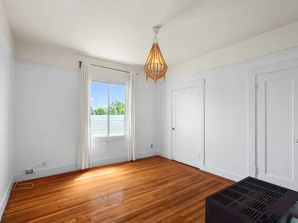 489 55th St APT 5, Oakland, CA 94609