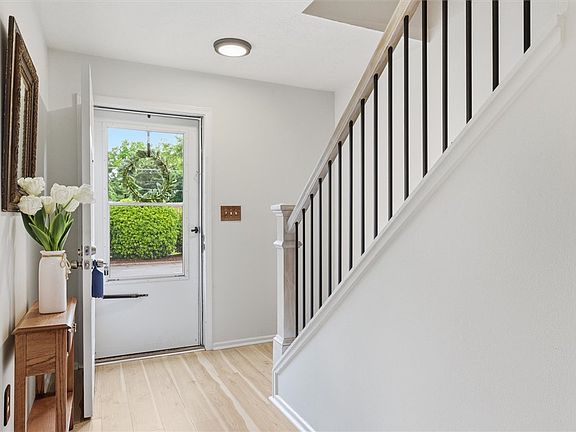 3rd image of 500 Concord Rd