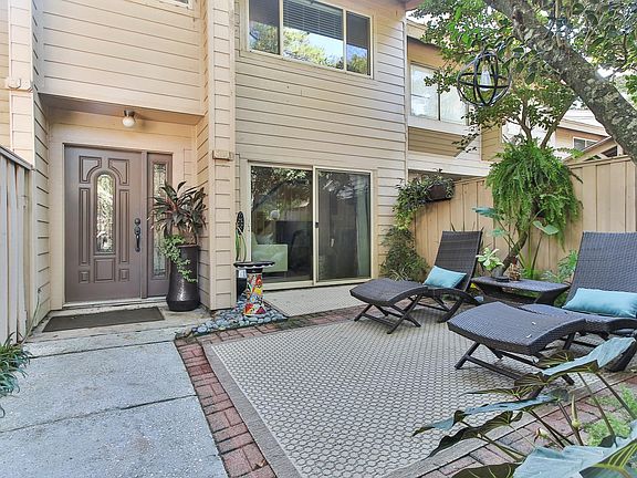3rd image of 2223 W Settlers Way