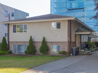621 Constance Ave, Esquimalt, BC V9A6N8