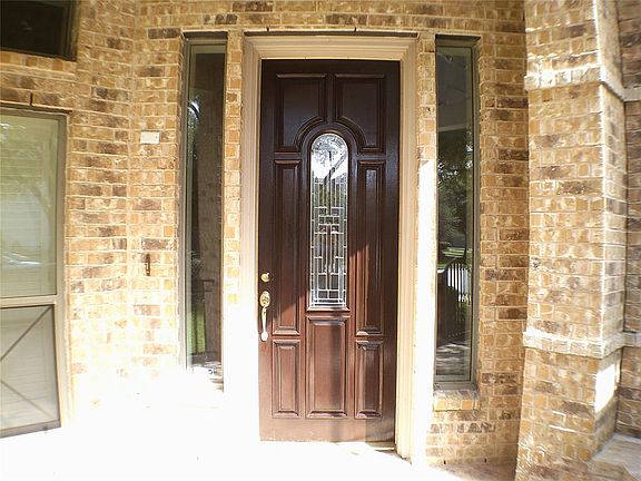4th image of 2808 Drywood Creek Dr