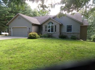 1480 Camp Rd, Buchanan, MI 49107