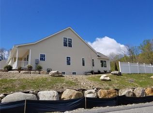 900 Miles Rd #145, Oxford, CT 06478