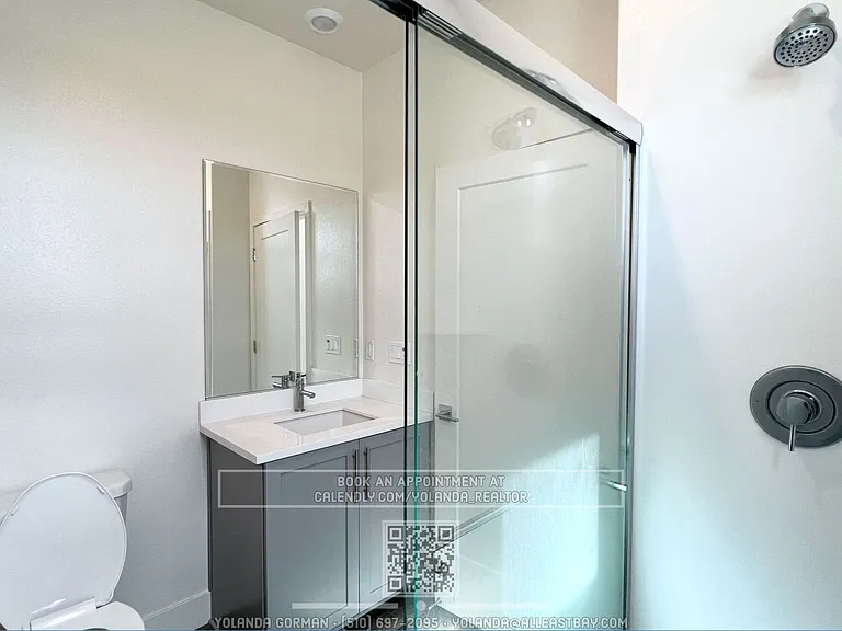 4080 Linden St #101 — Photo 27