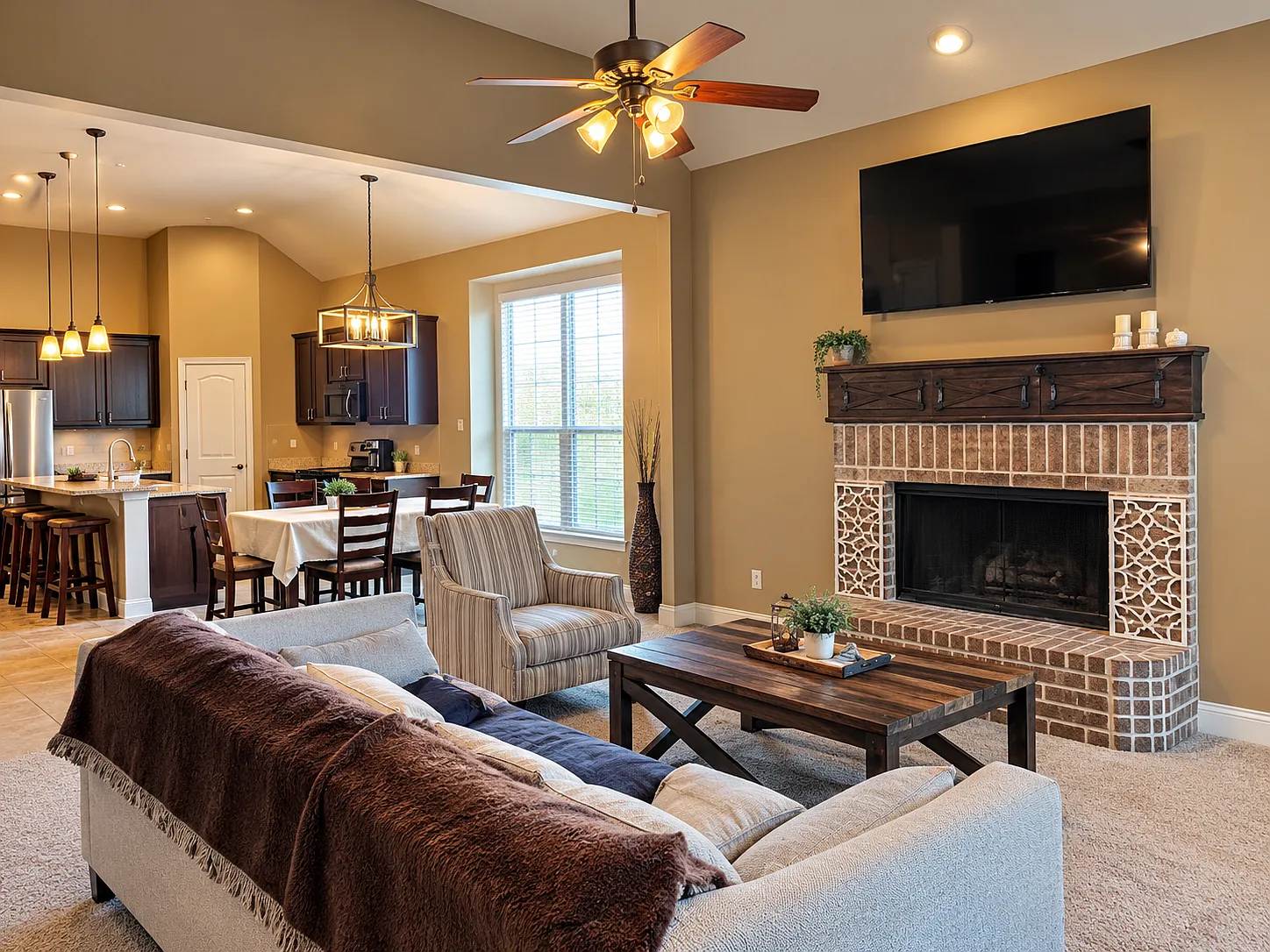 4 bed, 2509 sqft, $3,150 — Photo 3