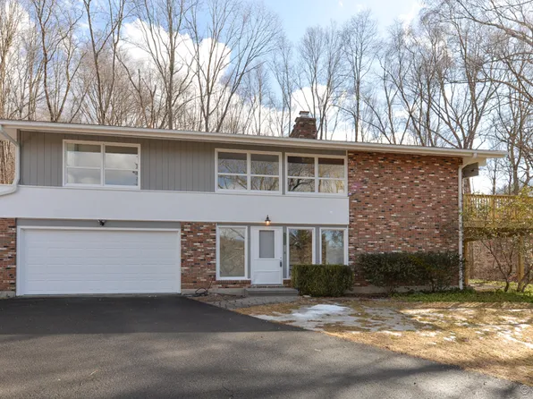 1635 Kettletown Road, Southbury, CT 06488