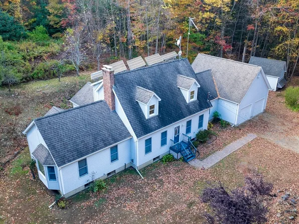 112 May Brook Rd, Holland, MA 01521