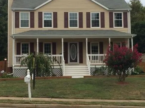 13457 Orangewood Dr, Woodbridge, VA 22193