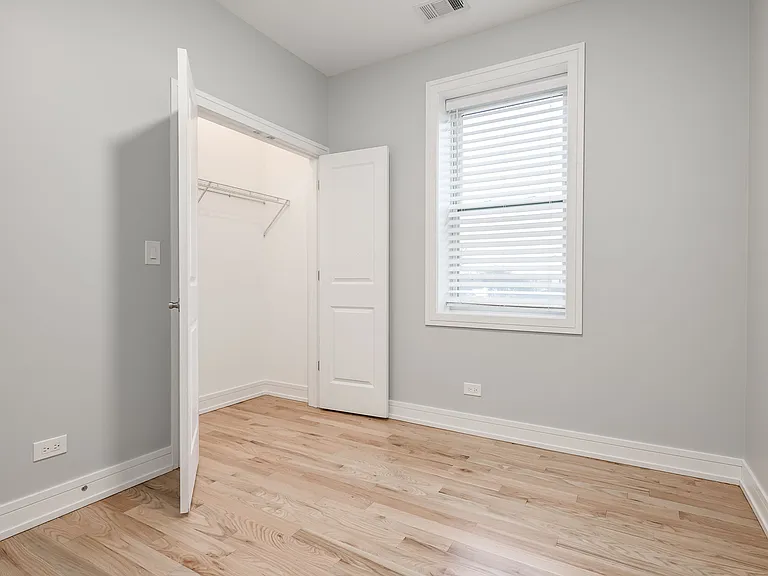 5979 N Elston Ave #3 — Photo 10