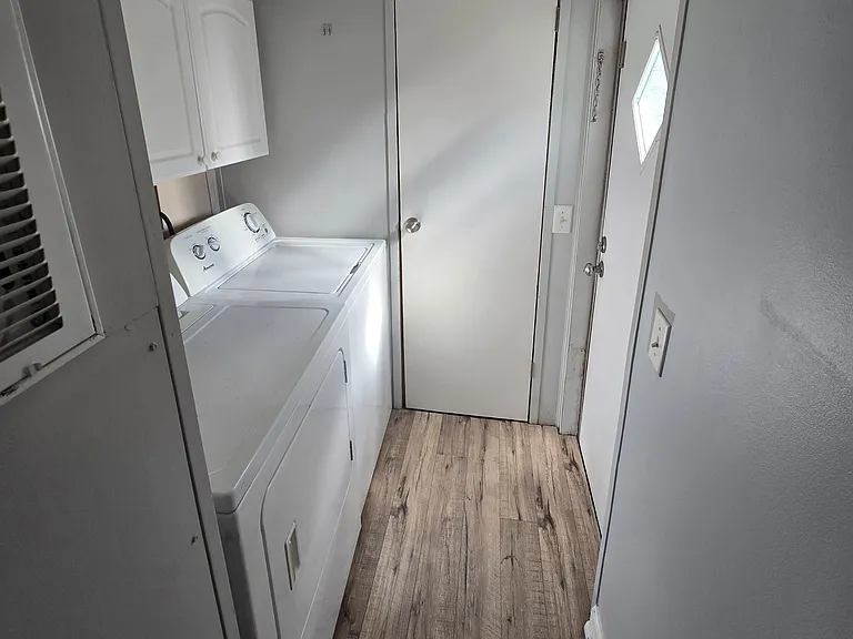 8827 Deerwood Dr #6 — Photo 3