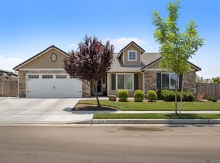 1569 National Dr, Lemoore, CA
