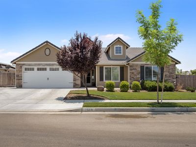 1569 National Dr, Lemoore, CA, 93245