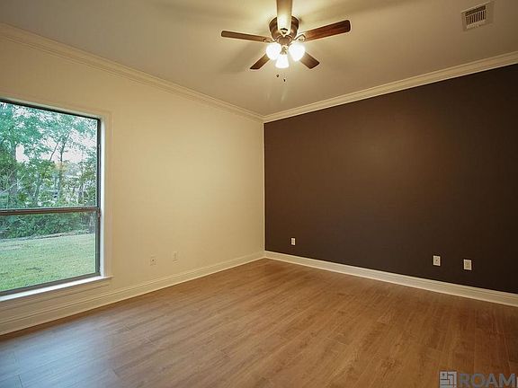 5th image of 13562 Lily Ave