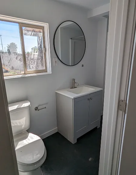 1841 E Harvard St #GUEST HOUSE — Photo 5
