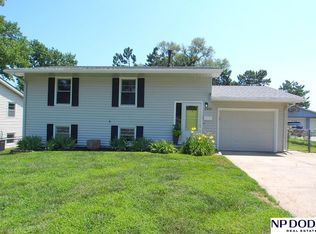 2405 S 123rd St, Omaha, NE 68144