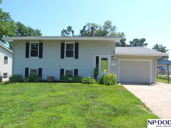 2405 S 123rd St, Omaha, NE 68144