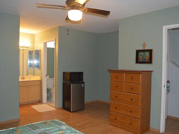 Main bedroom reverse view