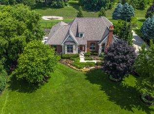 1224 Saint Andrews Dr, Schererville, IN 46375