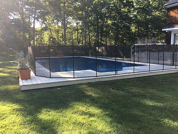 3rd image of 10 Briarcroft Dr