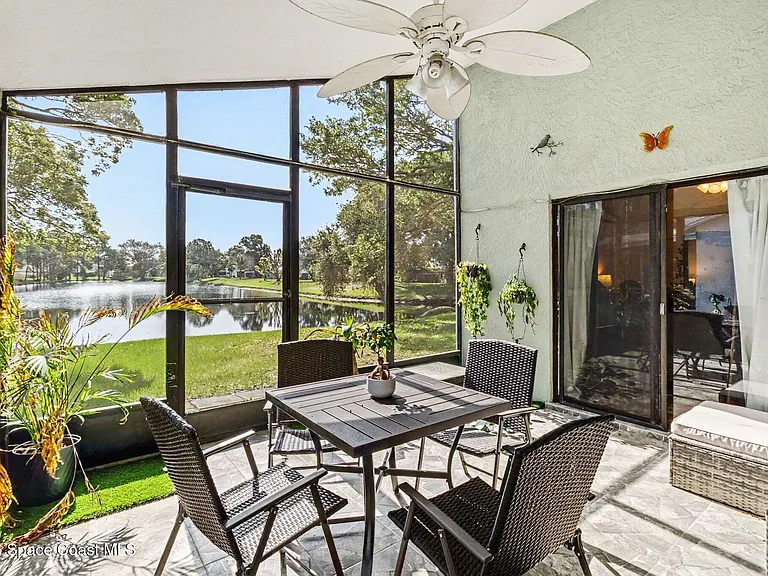 1611 Clover Cir — Photo 14
