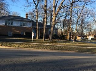 2350 Brookside Ave, Waukegan, IL 60085