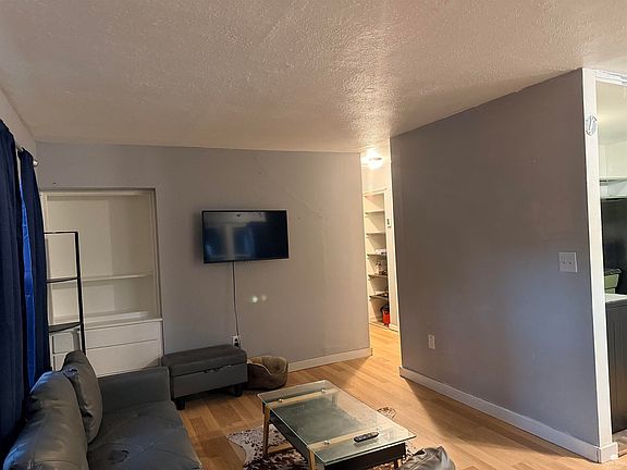4th image of 2116 Blaker Dr