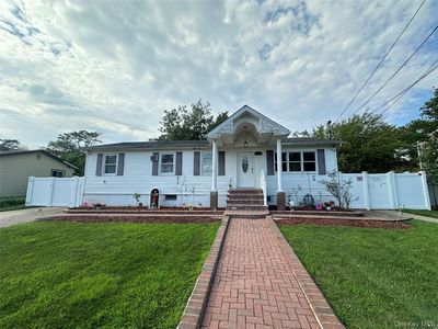 11 Taft Street, Brentwood, NY, 11717