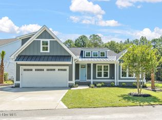 403 Wisteria Ln, Holly Ridge, NC 28445