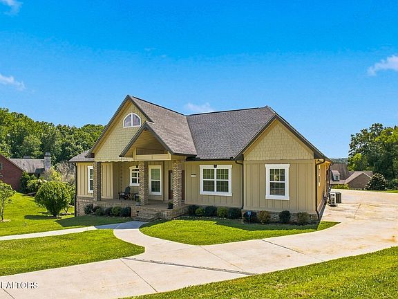 2nd image of 4758 Driftwood Ln