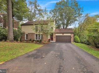 13 Iron Cir, Reading, PA 19607