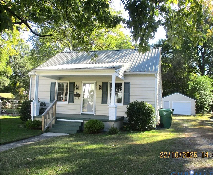 305 Myrtle St