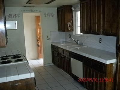 4th image of 4738 E McKenzie Ave