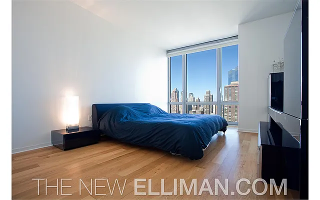 Rented by Douglas Elliman | media 15