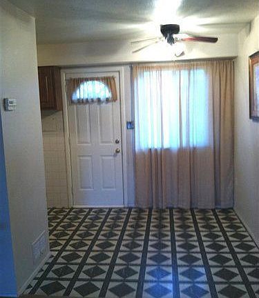 4th image of 4664 Country Ln #136